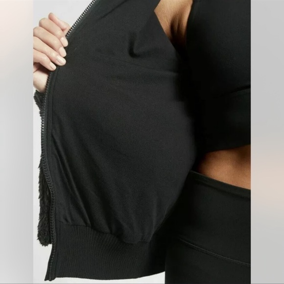 ATHLETA Willow Fleece Sherpa Jacket Black Size Small Retail $139 - Picture 4 of 9